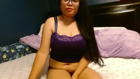 Snapshot of gorgeouslyn09 chatting on December 2025 09:11:01 PM gorgeouslyn09 online show from December 2025 09:11:01 PM