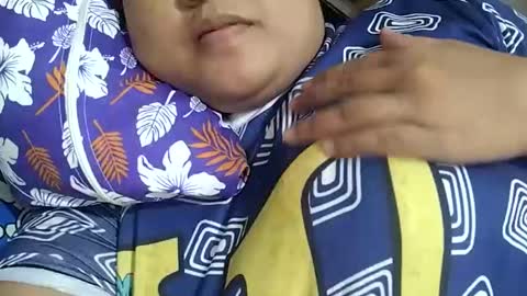 gorgeousselenaxx online show from January 2025 10:08:01 AM