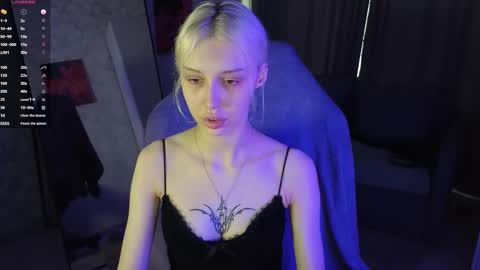 Violeta online show from November 2025 10:25:02 AM