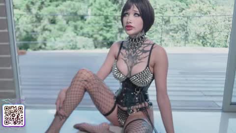 Snapshot of goth_dolll chatting on April 2026 07:33:02 PM sophie Special celebration a the beach 300k followers 3011 and 0112 online show from April 2026 07:33:02 PM