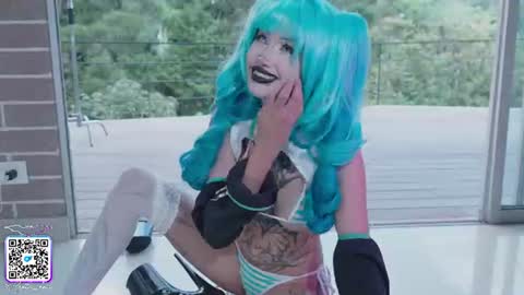 Snapshot of goth_dolll chatting on June 2026 07:30:02 PM sophie Special celebration a the beach 300k followers 3011 and 0112 online show from June 2026 07:30:02 PM