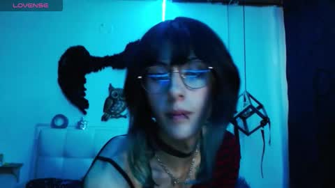 goth_minerva online show from September 2025 01:43:02 PM