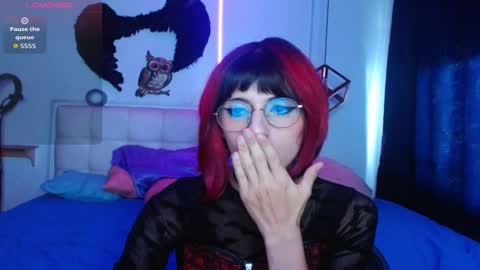 goth_minerva online show from September 2025 01:59:02 PM