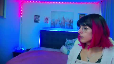 goth_minerva online show from February 2026 01:29:02 PM