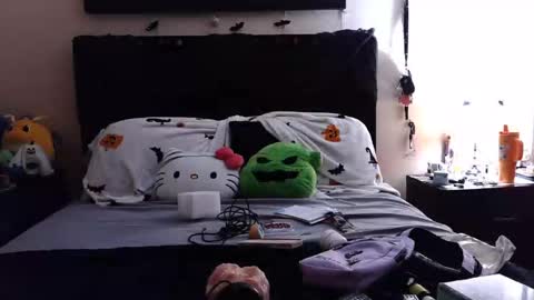 gothbaby305 online show from October 2025 07:29:01 AM