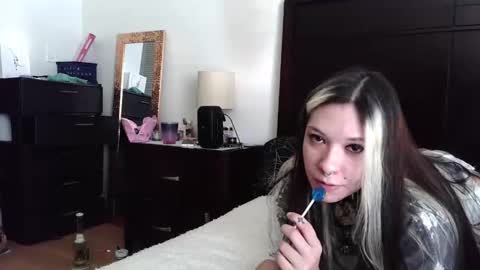 Snapshot of gothbaby305 chatting on April 2026 09:24:01 PM gothbaby305 online show from April 2026 09:24:01 PM