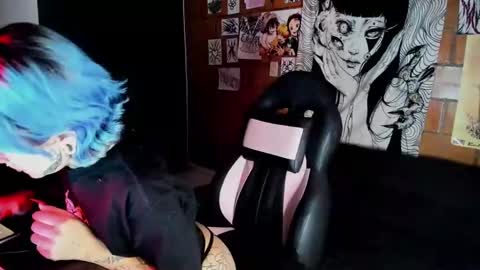 Snapshot of gothic9goddes chatting on December 2024 03:10:02 AM GG online show from December 2024 03:10:02 AM