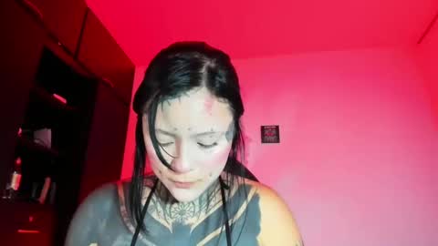 Snapshot of gothic9goddes chatting on September 2025 10:44:01 PM GG online show from September 2025 10:44:01 PM