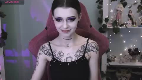 Snapshot of gothickotik chatting on June 2026 09:45:01 PM V online show from June 2026 09:45:01 PM