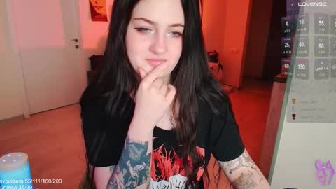 Snapshot of gothkittys chatting on November 2025 11:37:02 PM traumfrau Kira angel face devil eyes I SELL A LOT VIDEO IN GALLERY online show from November 2025 11:37:02 PM