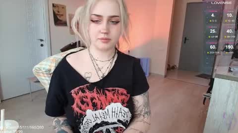 Snapshot of gothkittys chatting on March 2026 12:27:02 PM traumfrau Kira angel face devil eyes I SELL A LOT VIDEO IN GALLERY online show from March 2026 12:27:02 PM