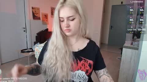 Snapshot of gothkittys chatting on March 2026 10:48:01 AM traumfrau Kira angel face devil eyes I SELL A LOT VIDEO IN GALLERY online show from March 2026 10:48:01 AM