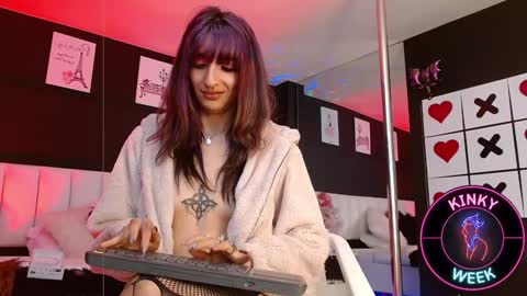 Snapshot of gotthic_met chatting on January 2025 10:28:01 AM Meredith Alessandra online show from January 2025 10:28:01 AM