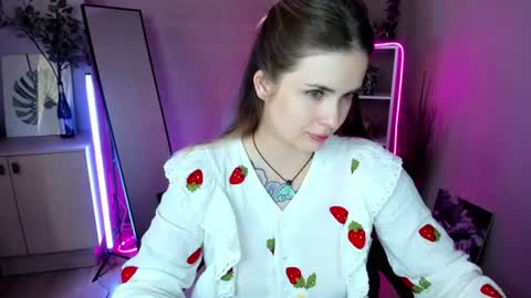 Snapshot of grace_floral chatting on June 2026 08:37:02 AM Grace online show from June 2026 08:37:02 AM