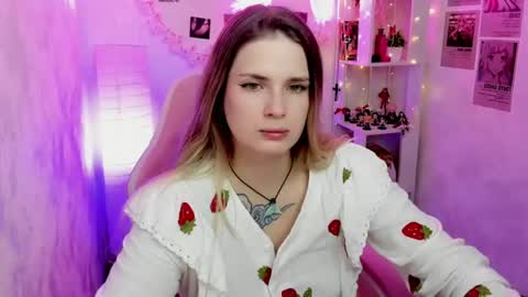 Snapshot of grace_floral chatting on July 2026 08:42:01 AM Grace online show from July 2026 08:42:01 AM
