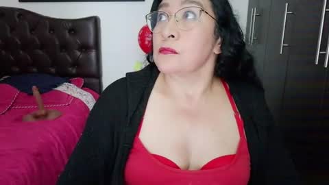 Snapshot of grace_mature_milf chatting on July 2026 11:26:01 PM grace_mature_milf online show from July 2026 11:26:01 PM