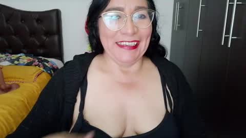 Snapshot of grace_mature_milf chatting on July 2026 02:05:17 AM grace_mature_milf online show from July 2026 02:05:17 AM