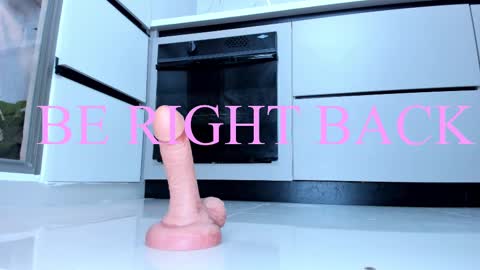 GRACE KIROZ online show from February 2025 06:42:01 AM