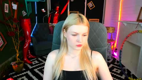 Grace Glamour online show from January 2025 05:34:01 AM