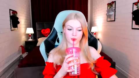 Grace Glamour online show from February 2025 05:37:01 AM