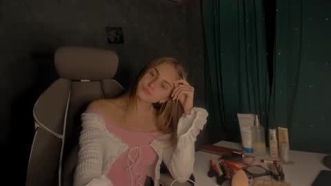 gracetorrezz online show from November 2025 05:02:01 PM