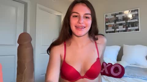 Snapshot of graciesmith27 chatting on November 2025 08:30:01 PM Gracie Smith online show from November 2025 08:30:01 PM