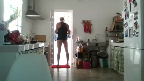 Snapshot of grandb715043 chatting on January 2025 11:01:02 AM grandb715043 online show from January 2025 11:01:02 AM