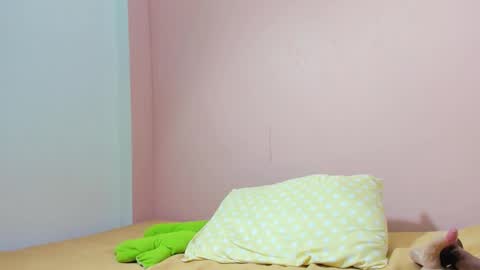 Snapshot of grandmother_milf chatting on December 2024 08:45:02 PM Mi Name is violeta  online show from December 2024 08:45:02 PM