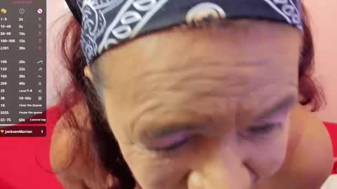 Snapshot of grandmother_milf chatting on January 2025 10:19:01 PM Mi Name is violeta  online show from January 2025 10:19:01 PM