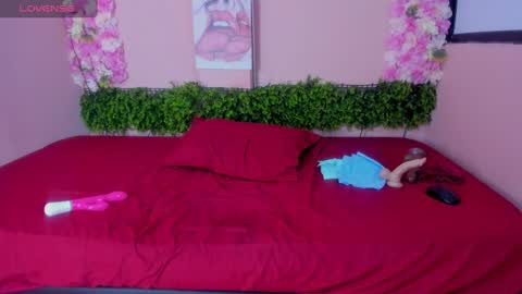 Snapshot of grandmother_milf chatting on March 2025 04:34:02 AM Mi Name is violeta  online show from March 2025 04:34:02 AM