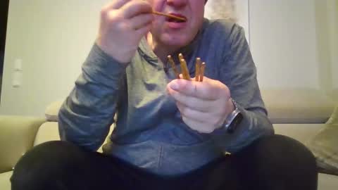 Snapshot of grau197077 chatting on March 2026 10:53:01 PM grau197077 online show from March 2026 10:53:01 PM