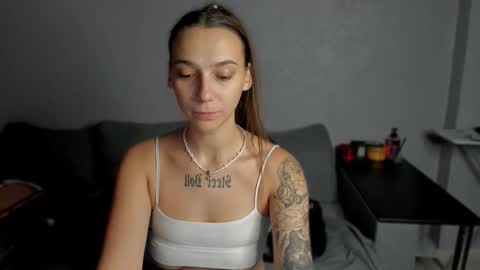 Snapshot of gravitation777 chatting on January 2026 09:58:01 AM Anna online show from January 2026 09:58:01 AM