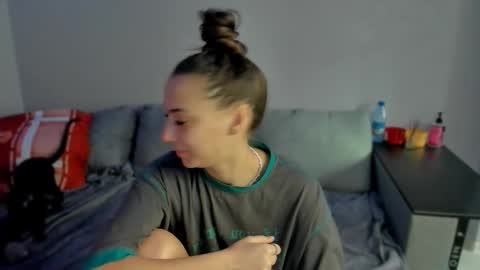 Snapshot of gravitation777 chatting on February 2026 03:49:01 AM Anna online show from February 2026 03:49:01 AM