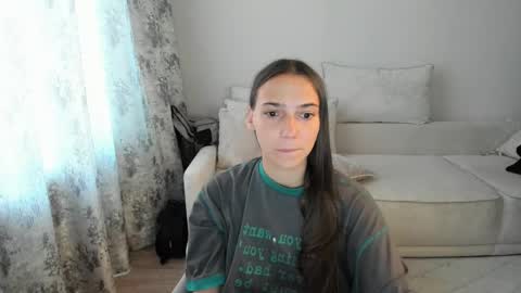 Snapshot of gravitation777 chatting on April 2026 12:17:01 AM Anna online show from April 2026 12:17:01 AM