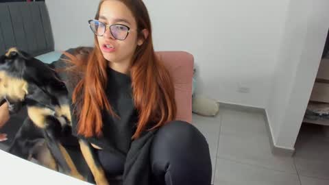 Snapshot of greciaruiz chatting on September 2025 01:38:02 AM GreciaRuiz online show from September 2025 01:38:02 AM