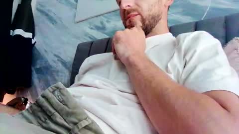 Snapshot of greendiamon chatting on September 2025 09:13:01 AM greendiamon online show from September 2025 09:13:01 AM