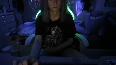 Snapshot of greeneyedlovexo chatting on January 2025 05:41:02 AM GreenEyedLovexo online show from January 2025 05:41:02 AM