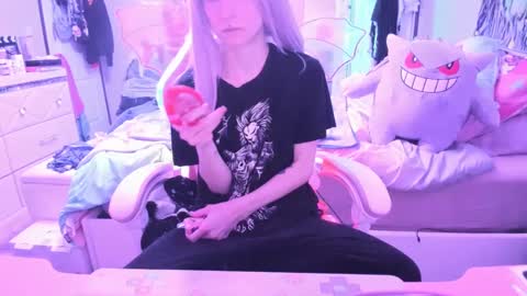 Snapshot of greeneyedlovexo chatting on February 2025 02:38:01 PM GreenEyedLovexo online show from February 2025 02:38:01 PM
