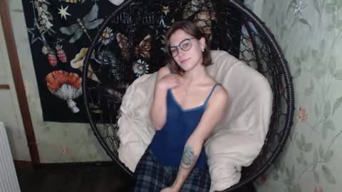 Lina online show from October 2025 11:19:02 AM