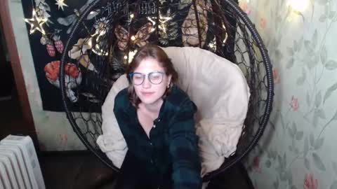 Lina online show from October 2025 11:44:02 AM
