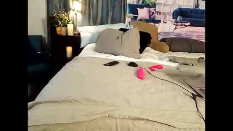 Snapshot of gregnice313 chatting on January 2025 04:41:01 AM NICE and sometimes Savvy online show from January 2025 04:41:01 AM