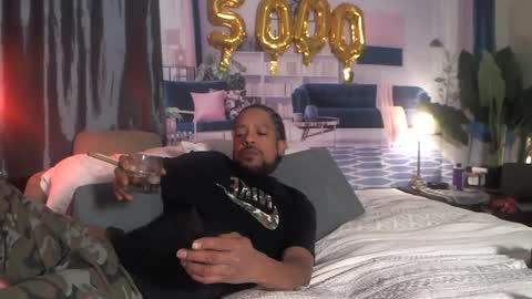 Snapshot of gregnice313 chatting on September 2025 04:07:01 AM NICE and sometimes Savvy online show from September 2025 04:07:01 AM