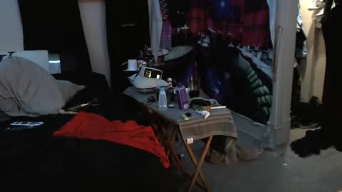 Snapshot of gregnice313 chatting on October 2025 07:31:02 AM NICE and sometimes Savvy online show from October 2025 07:31:02 AM