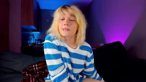 Greg-independent model online show from January 2025 07:02:02 PM