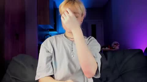 Greg-independent model online show from February 2025 09:48:01 PM