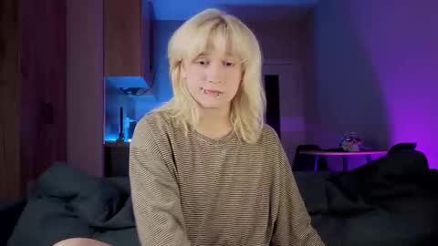 Greg-independent model online show from September 2025 08:32:02 PM