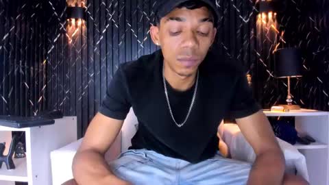 GregorySforza online show from November 2025 06:53:02 PM