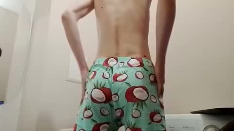 Felix online show from April 2026 07:58:01 PM