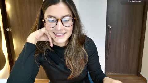  Emmy  online show from November 2025 09:48:01 PM