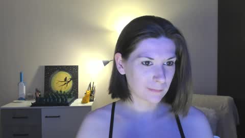 Greta online show from December 2024 10:12:01 PM